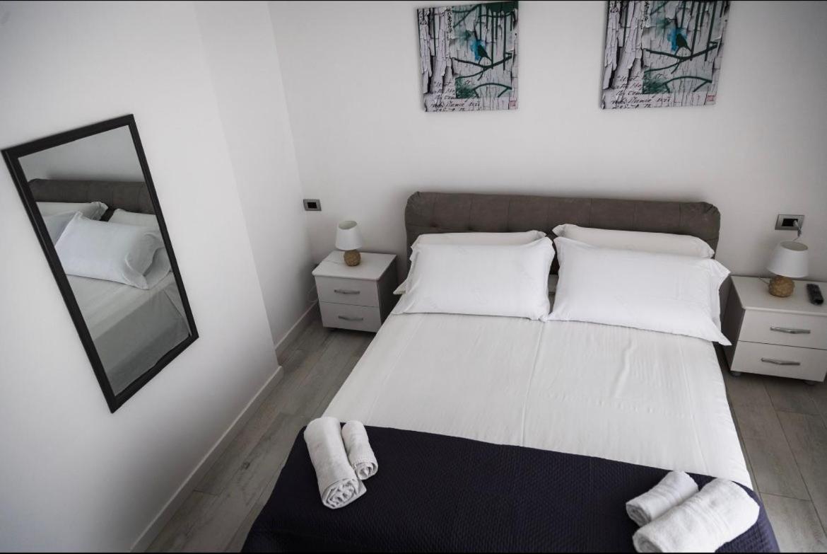 Legami House Hotell Napoli Eksteriør bilde